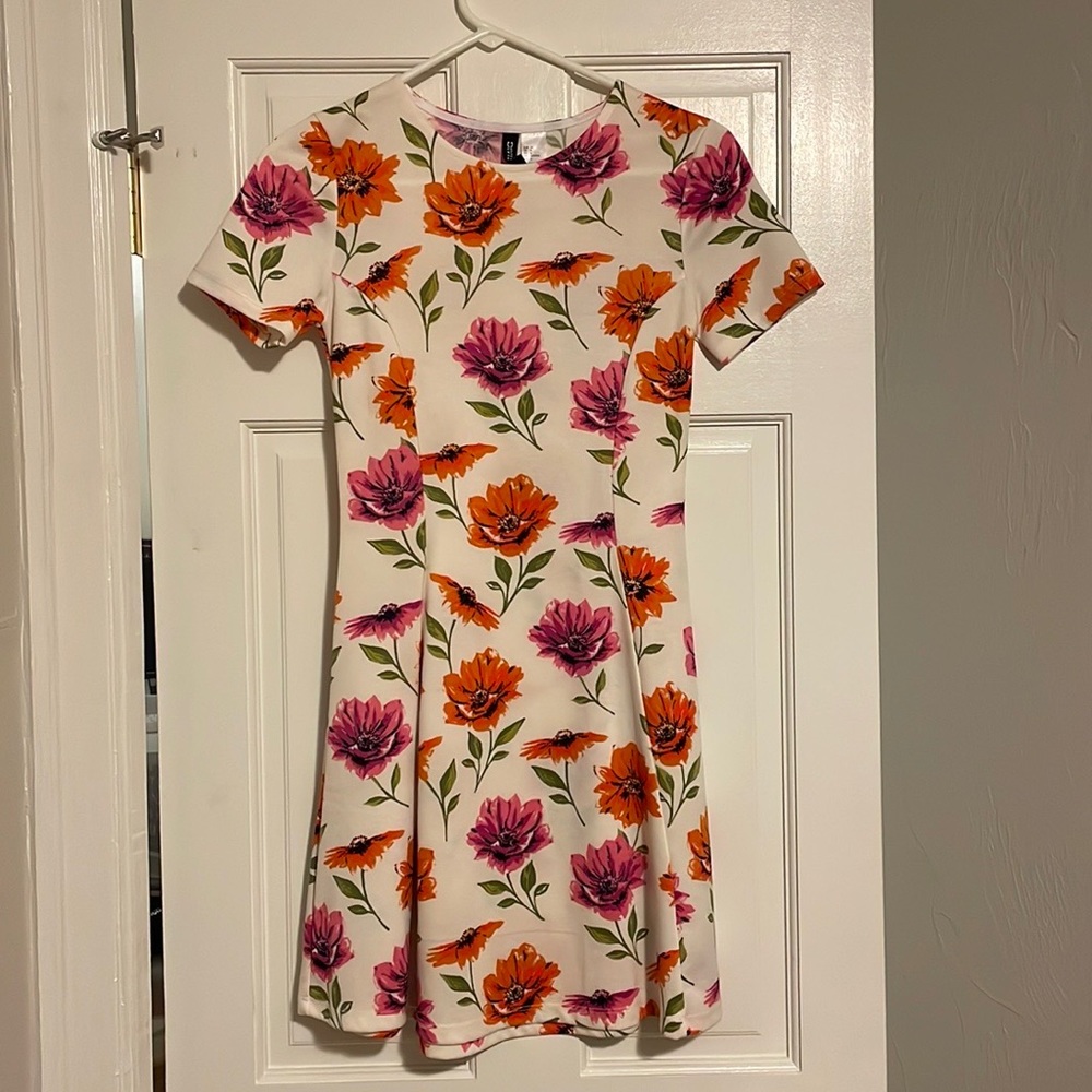 H&M womens floral dress